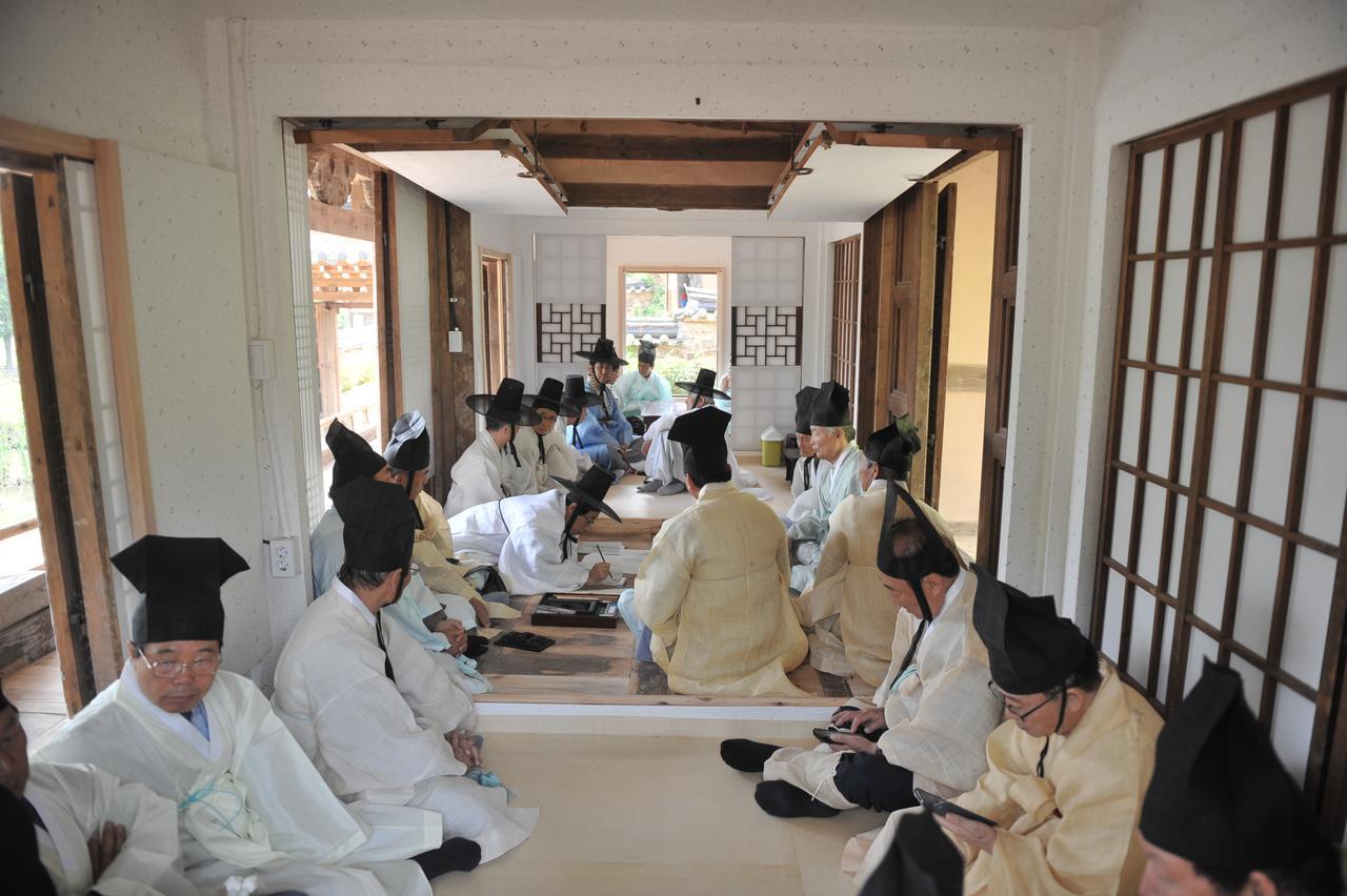 Gwiae Traditional House Yeongcheon Bagian luar foto